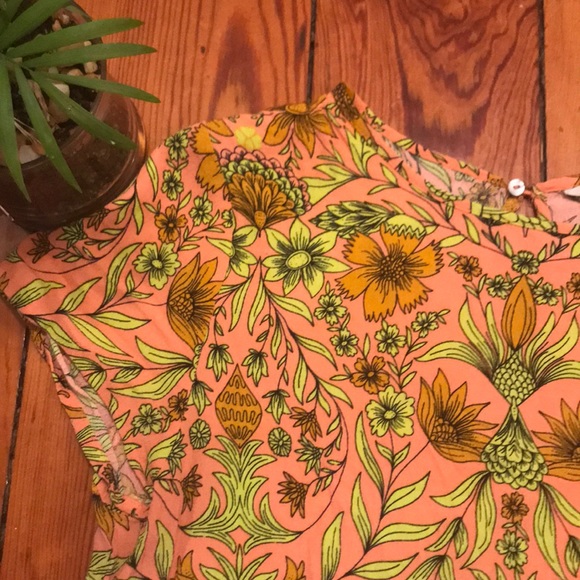 H&M Blouse |floral | Size 6 - Picture 1 of 4